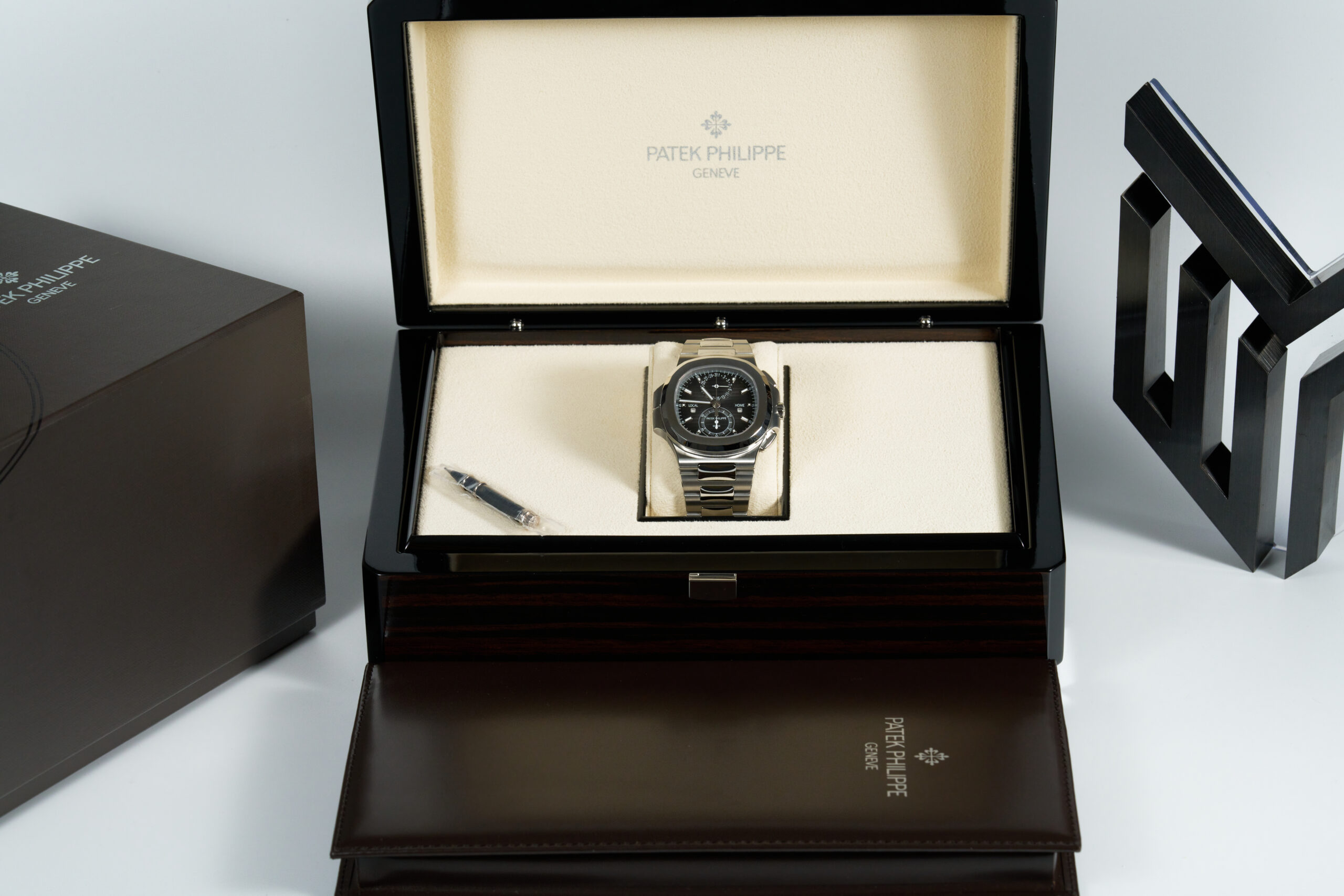 Patek Philippe Nautilus 5990 1A - Image 11