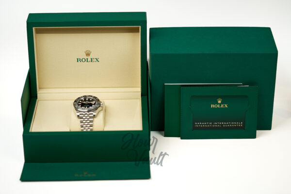 Rolex GMT Master II "Bruce Wayne" 126710GRNR