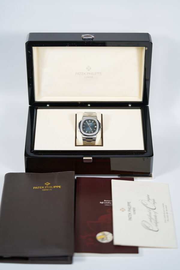 Patek Philippe Nautilus 5800 1A