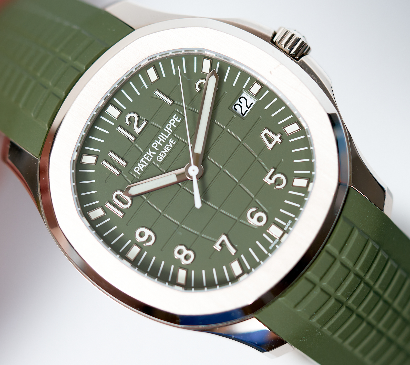 Patek Philippe Aquanaut White Gold "Green" 5168G-002 - Image 4
