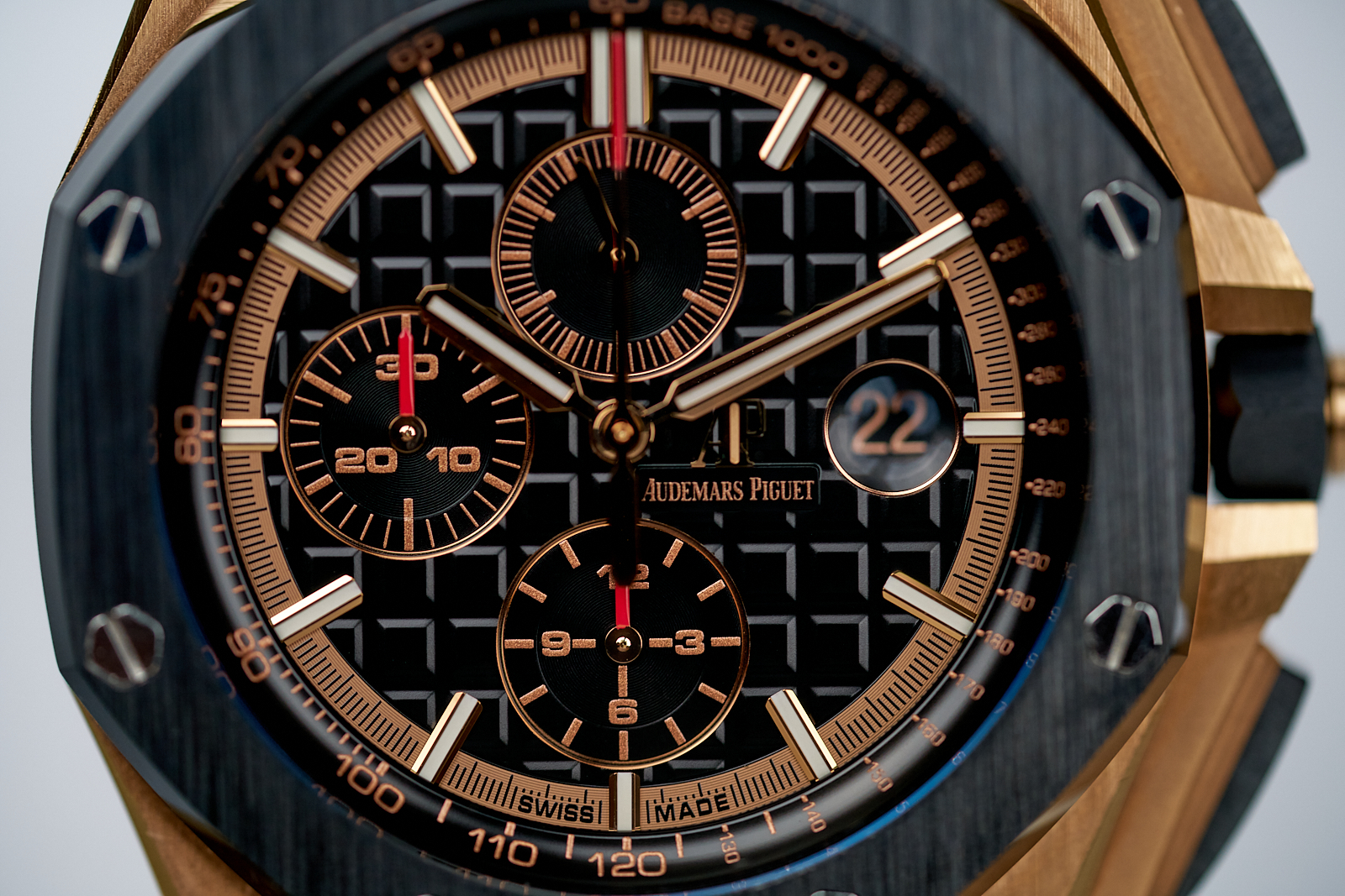 Audemars Piguet Royal Oak Offshore 26401RO - Image 4