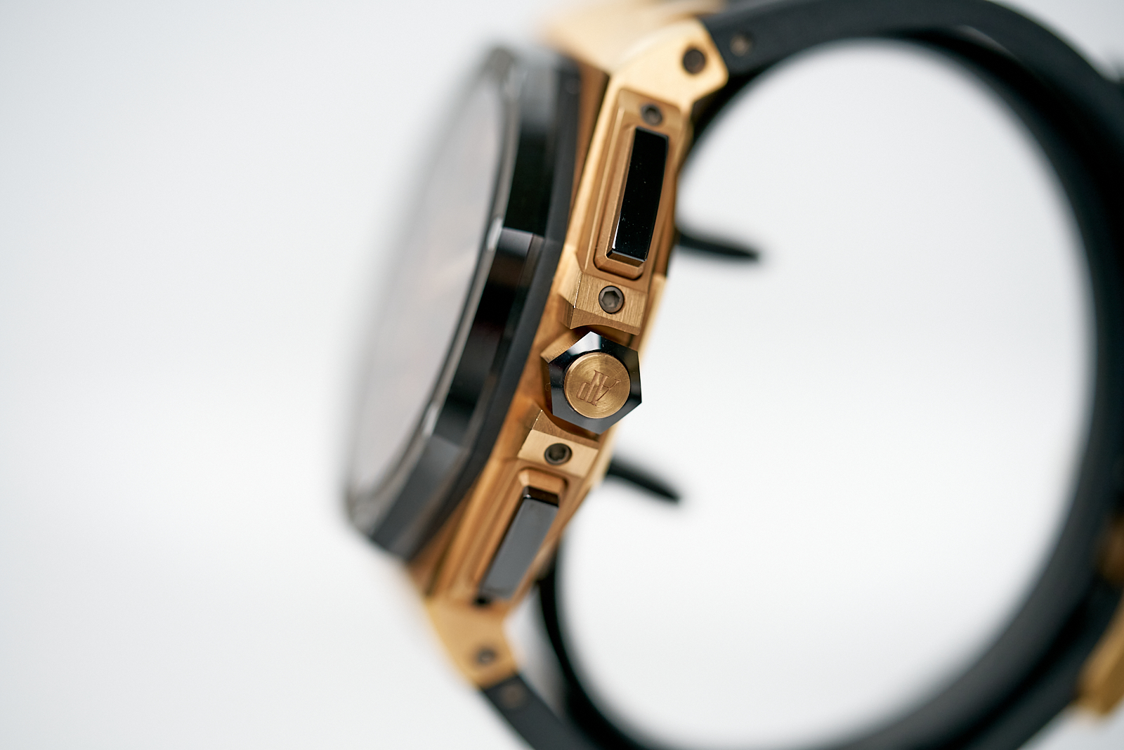 Audemars Piguet Royal Oak Offshore 26401RO - Image 6