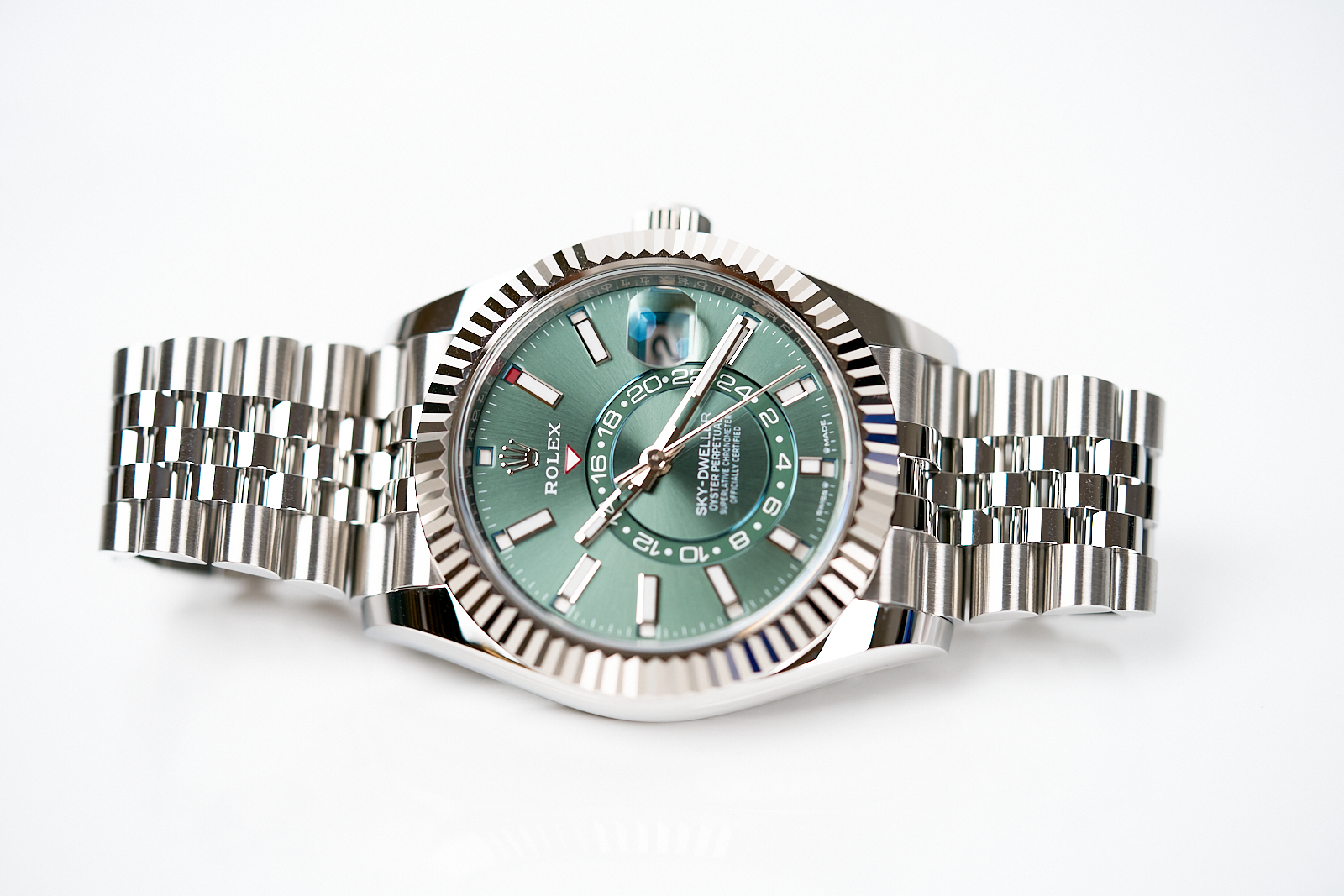Rolex Sky Dweller Mint Green Jubilee 336934 - Image 8