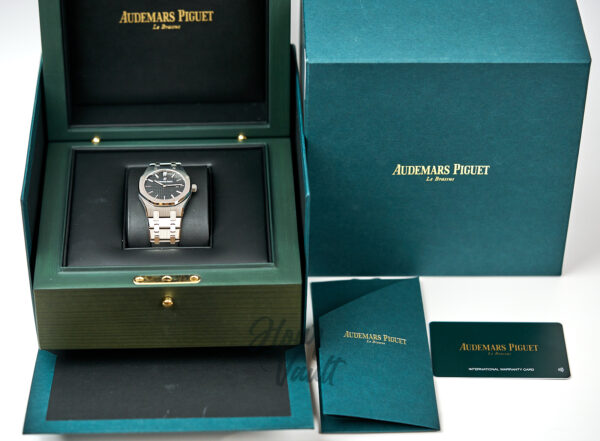2026 Audemars Piguet Royal Oak 33MM 67650ST BNIB